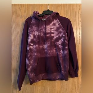 Hot Topic Maroon Tie Dye Hoodie